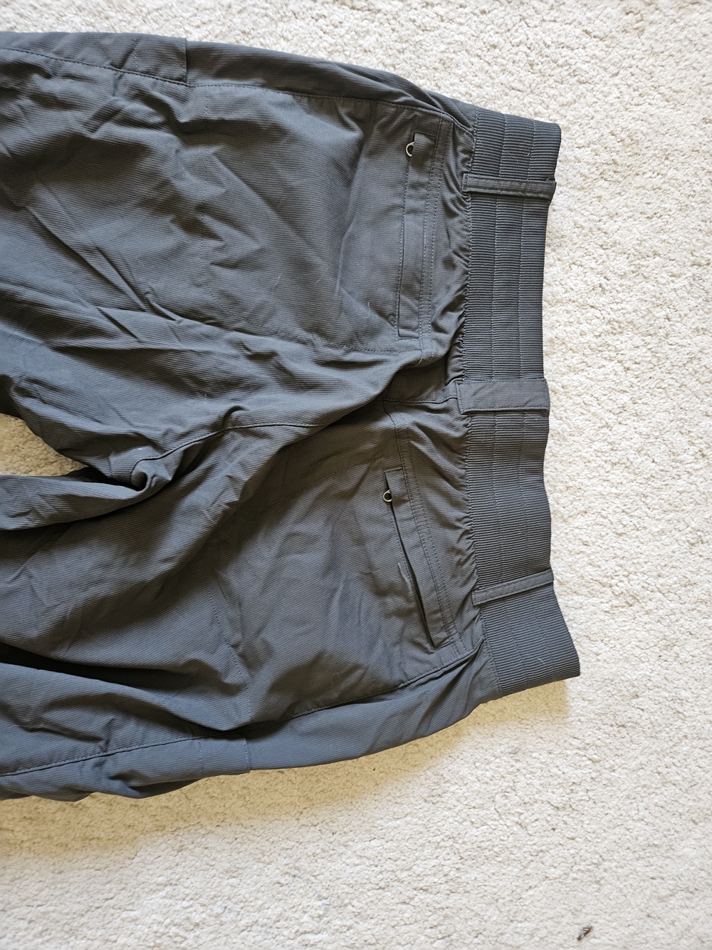 Title Nine Women's Army Dark Green Cargo Pants Size 14 - Picture 4 of 4